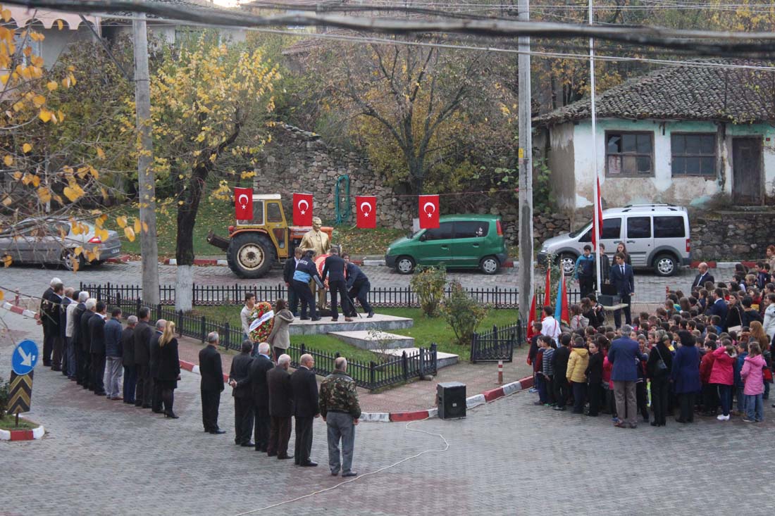 78’inci ölüm yıl dönümünde Ata’mızı saygıyla andık…