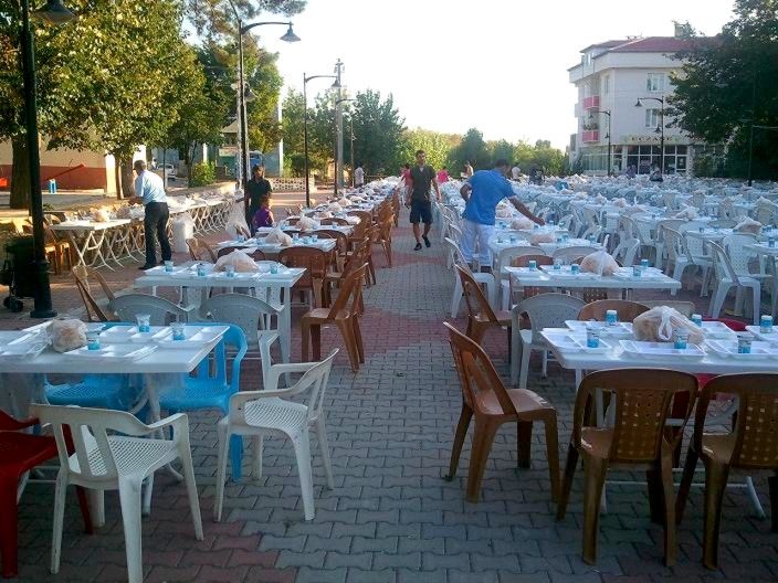 Üsküplüler iftarda bir araya geldi