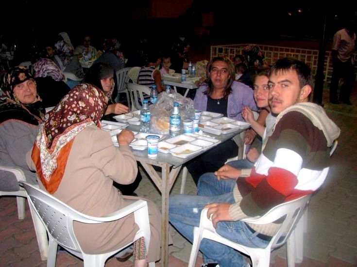 Üsküplüler iftarda bir araya geldi