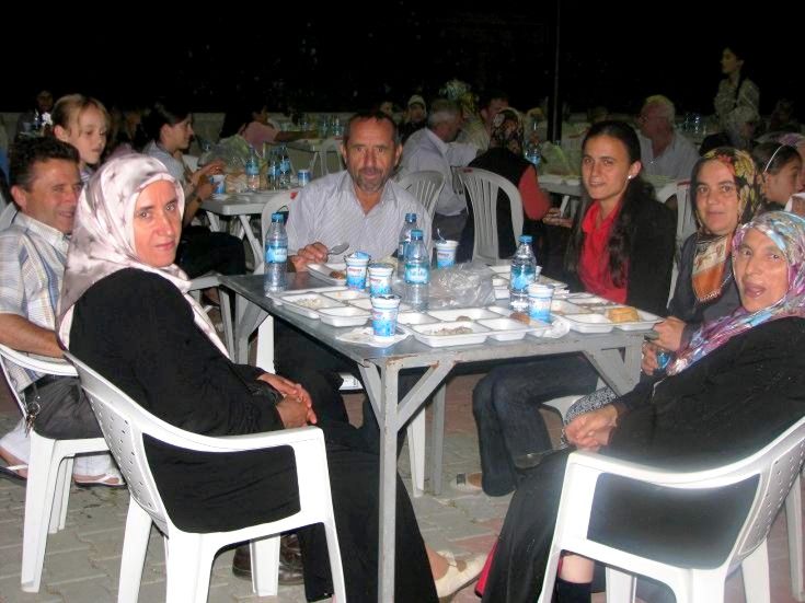 Üsküplüler iftarda bir araya geldi