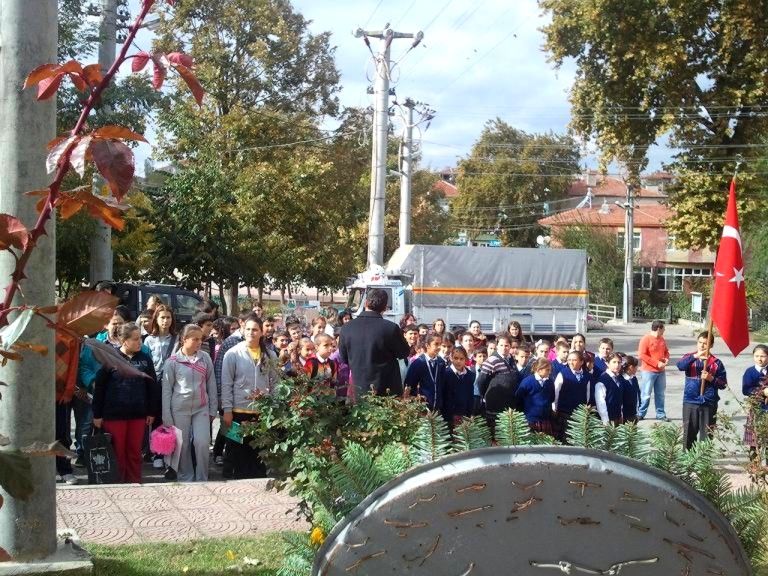 29 Ekim Törenleri Çelenk Konulması ile gerçekleşti