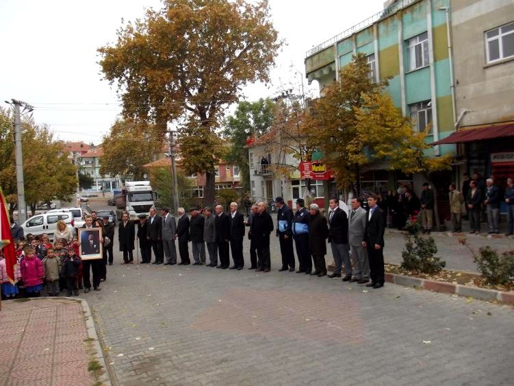 73. Ölüm yıl dönümünde Üsküp Atamızı Saygıyla Andı