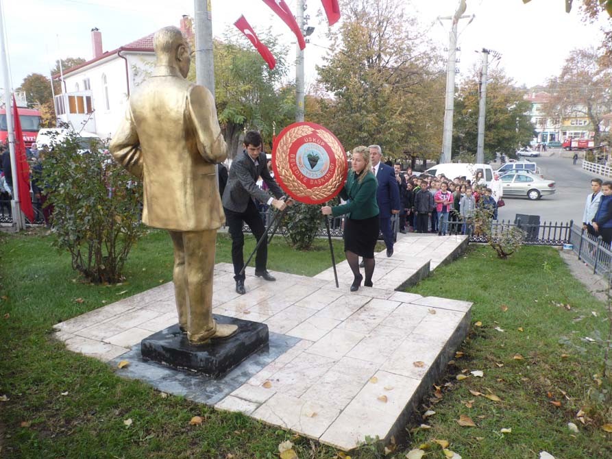 77’nci ölüm yıl dönümünde Ata’mızı saygıyla andık…