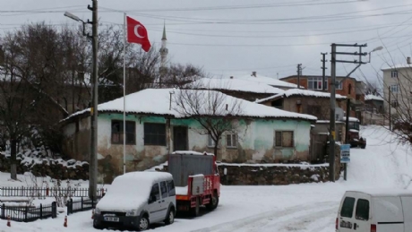 Üsküp'te kar yağışı etkili oldu