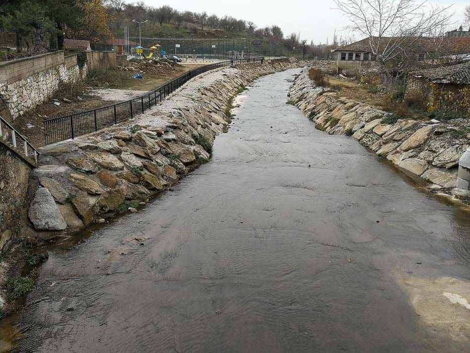 DERE KENAR KORKULUKLARI