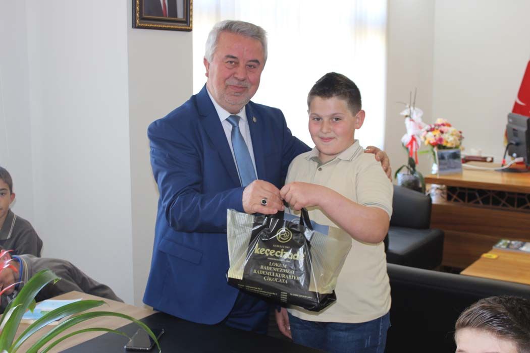 Öğrencilerimizden "Oto Kitap" Kampanyası