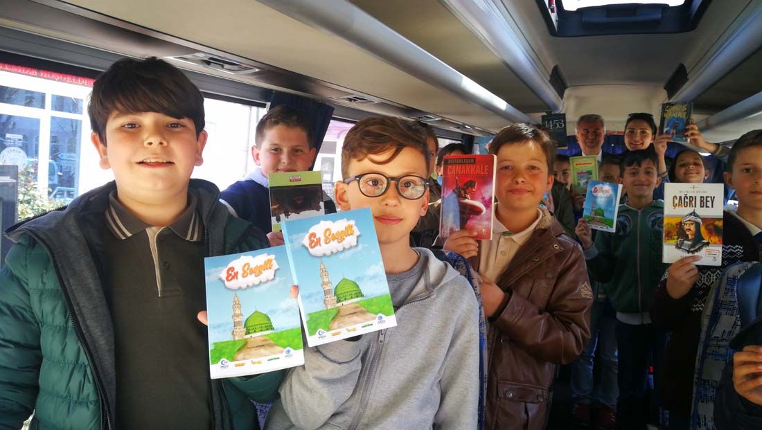 Öğrencilerimizden "Oto Kitap" Kampanyası