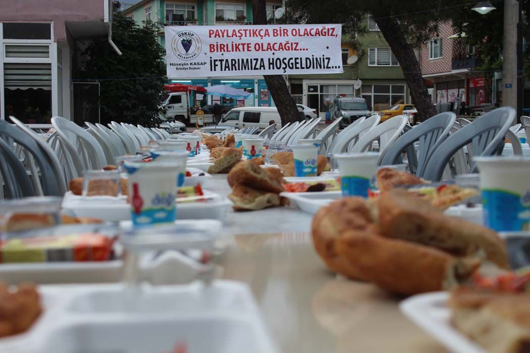 İFTAR YEMEĞİ (2017)