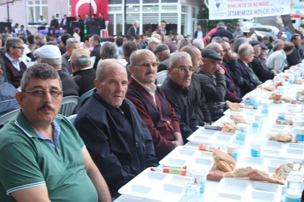 İFTAR YEMEĞİ (2017)