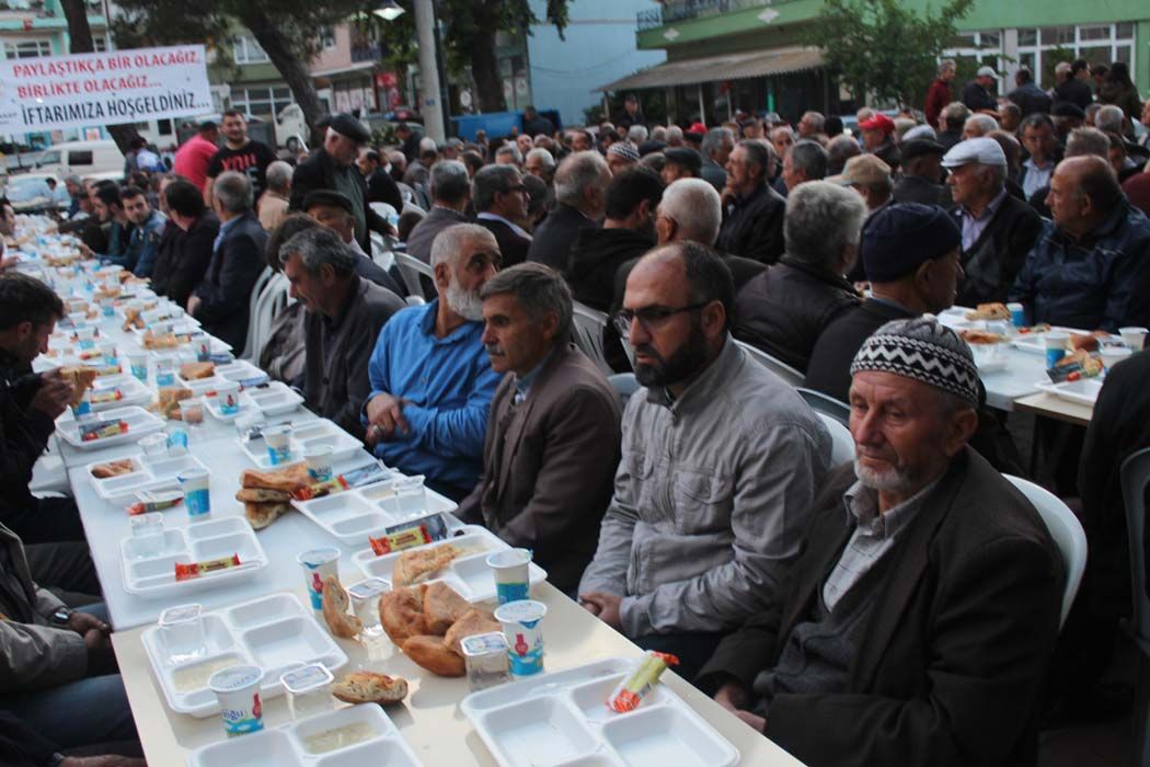 İFTAR YEMEĞİ (2017)