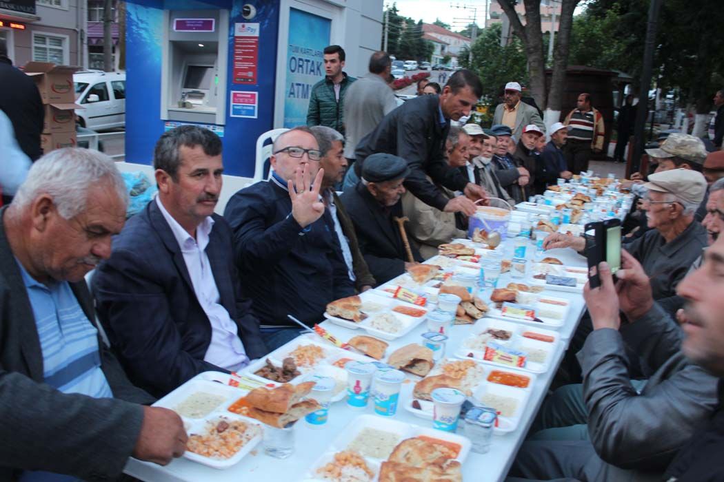 İFTAR YEMEĞİ (2017)