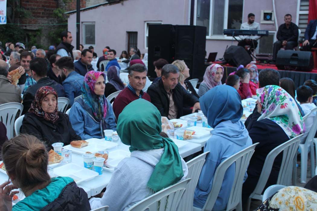 İFTAR YEMEĞİ (2017)