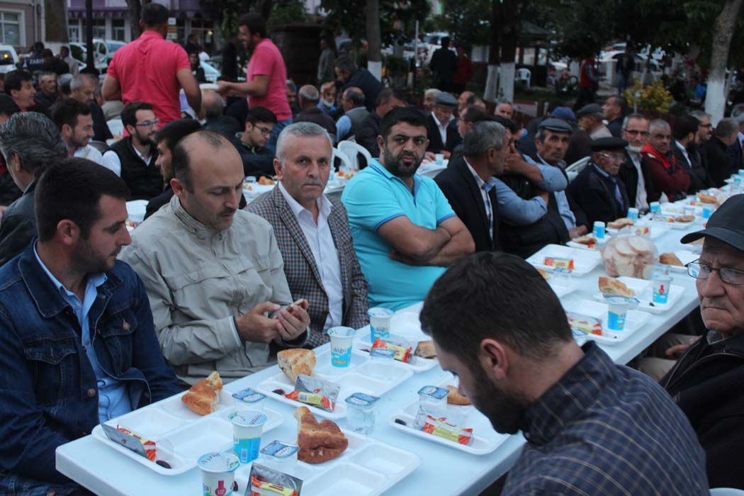 İFTAR YEMEĞİ (2017)