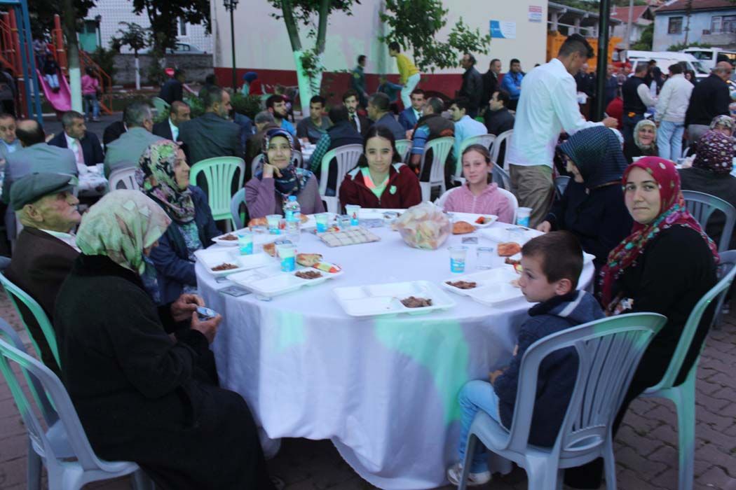 İFTAR YEMEĞİ (2017)