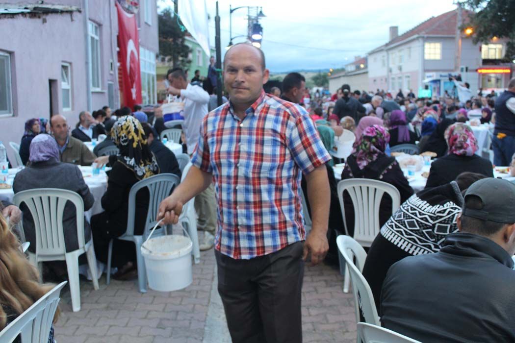 İFTAR YEMEĞİ (2017)