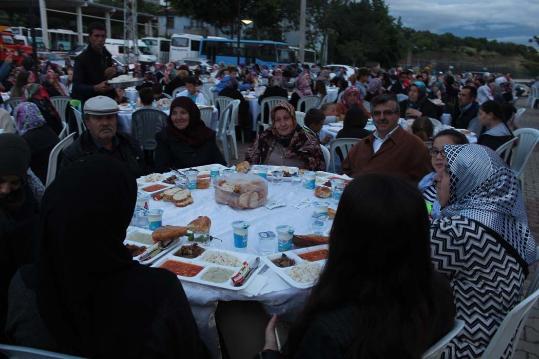 İFTAR YEMEĞİ (2017)