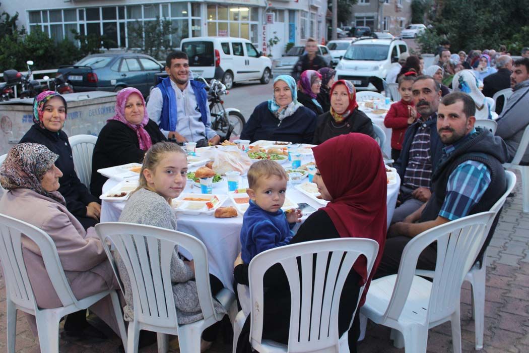 İFTAR YEMEĞİ (2017)