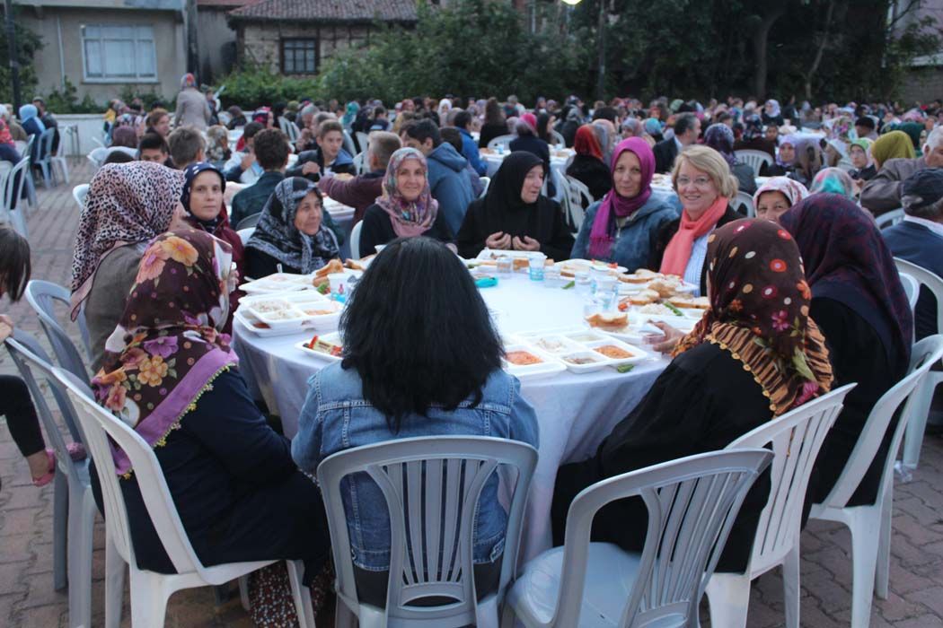 İFTAR YEMEĞİ (2017)