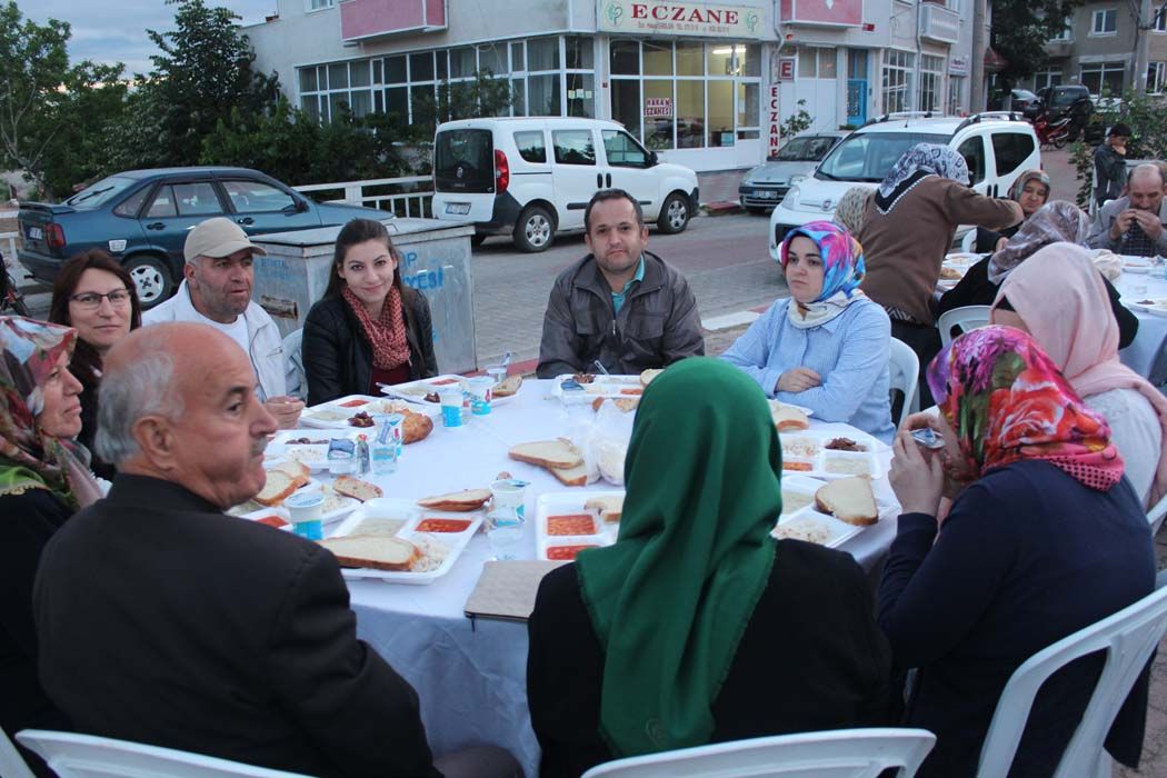 İFTAR YEMEĞİ (2017)