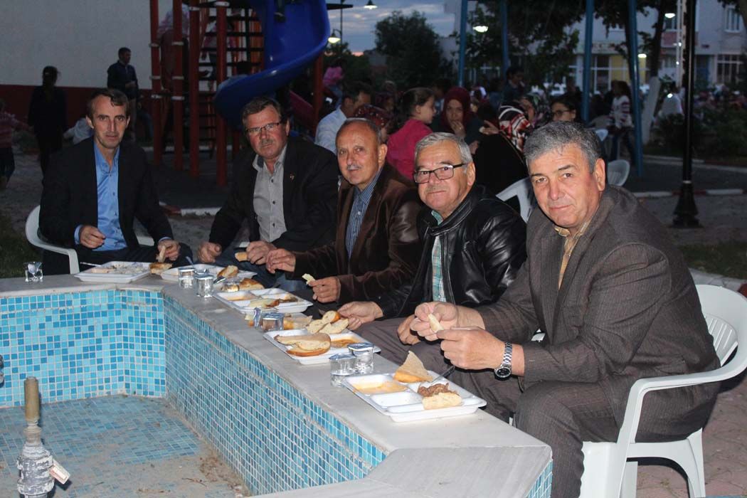 İFTAR YEMEĞİ (2017)