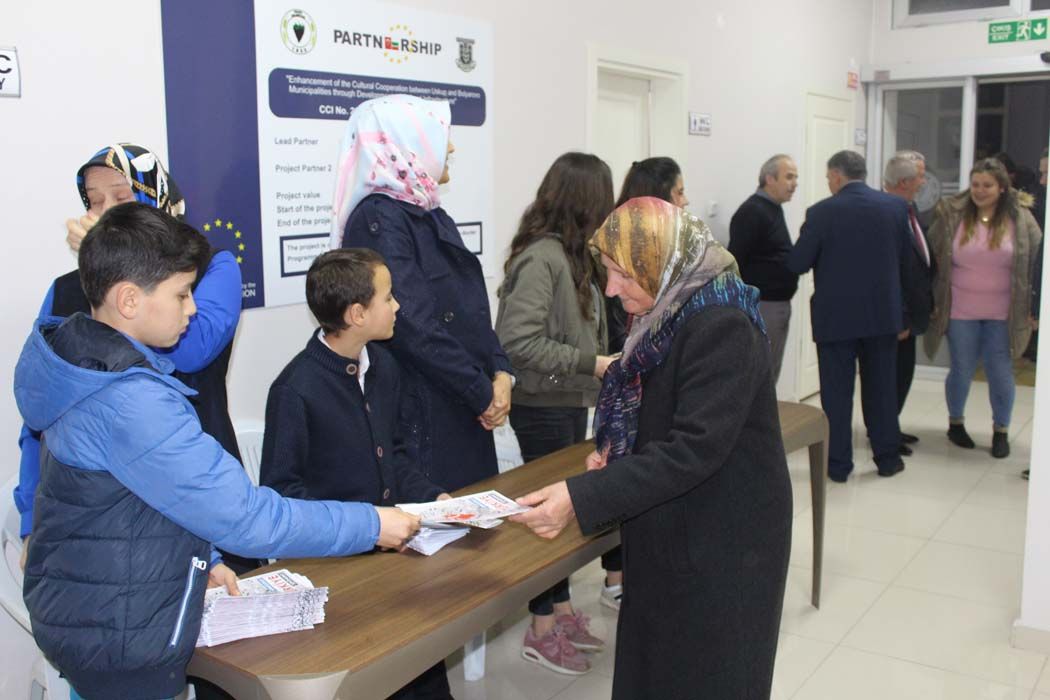 TÜRKÜLERLE TÜRKİYE SEVDAMIZ