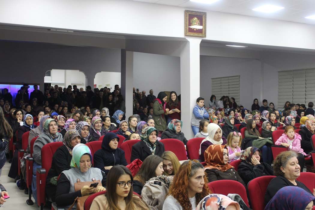 TÜRKÜLERLE TÜRKİYE SEVDAMIZ