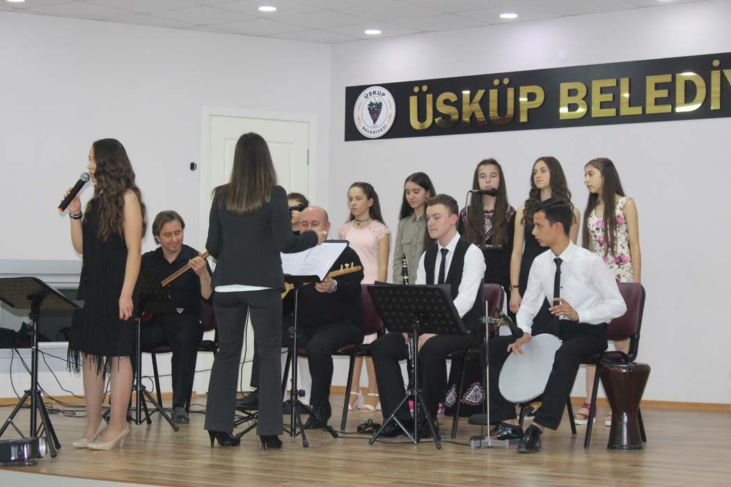 TÜRKÜLERLE TÜRKİYE SEVDAMIZ