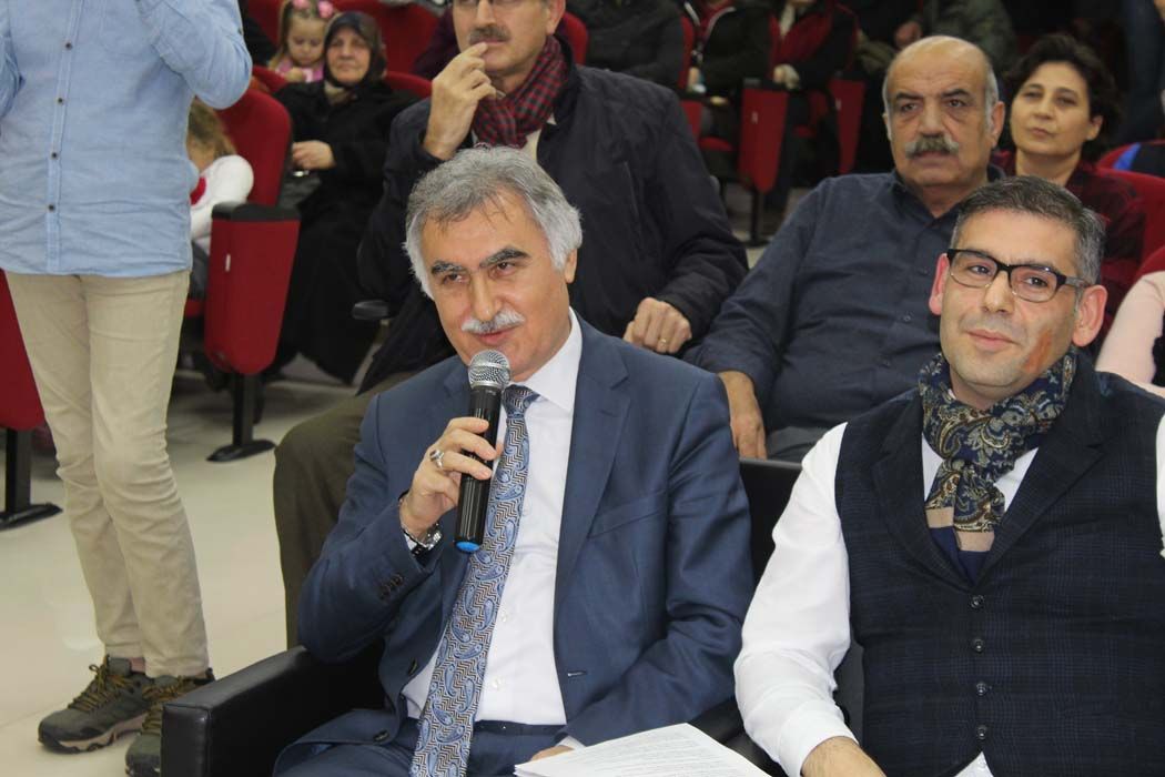 TÜRKÜLERLE TÜRKİYE SEVDAMIZ