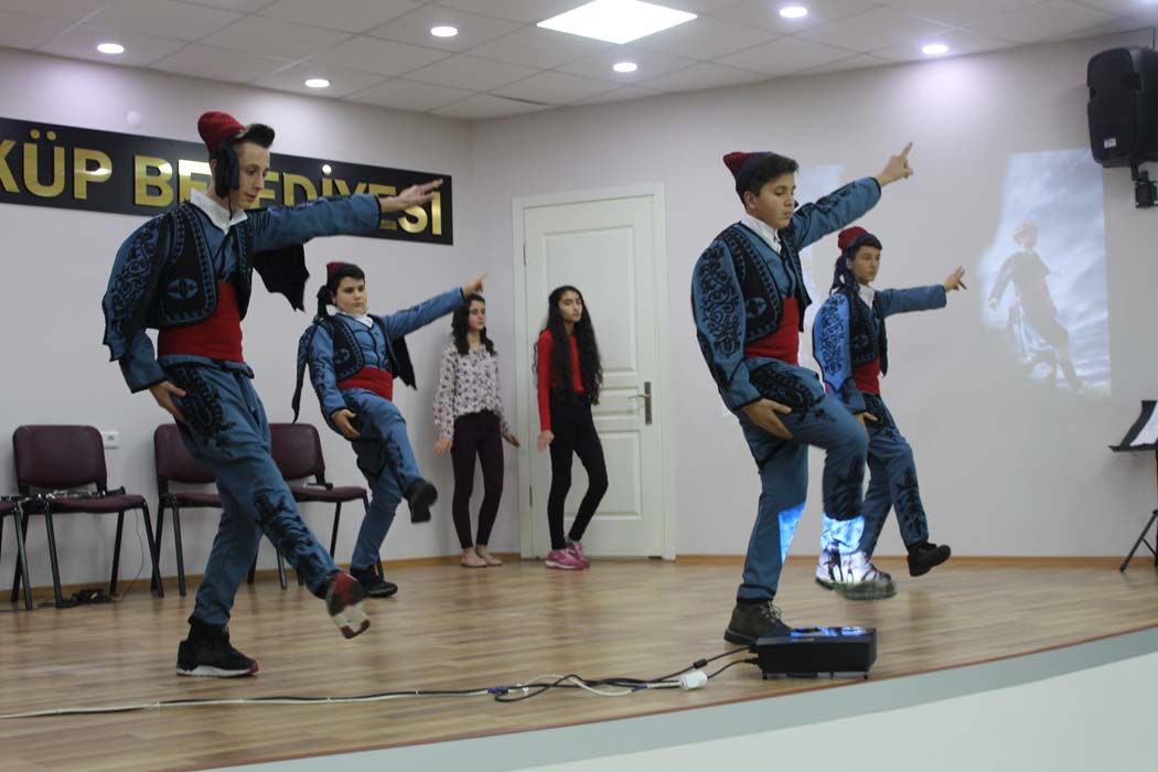 TÜRKÜLERLE TÜRKİYE SEVDAMIZ