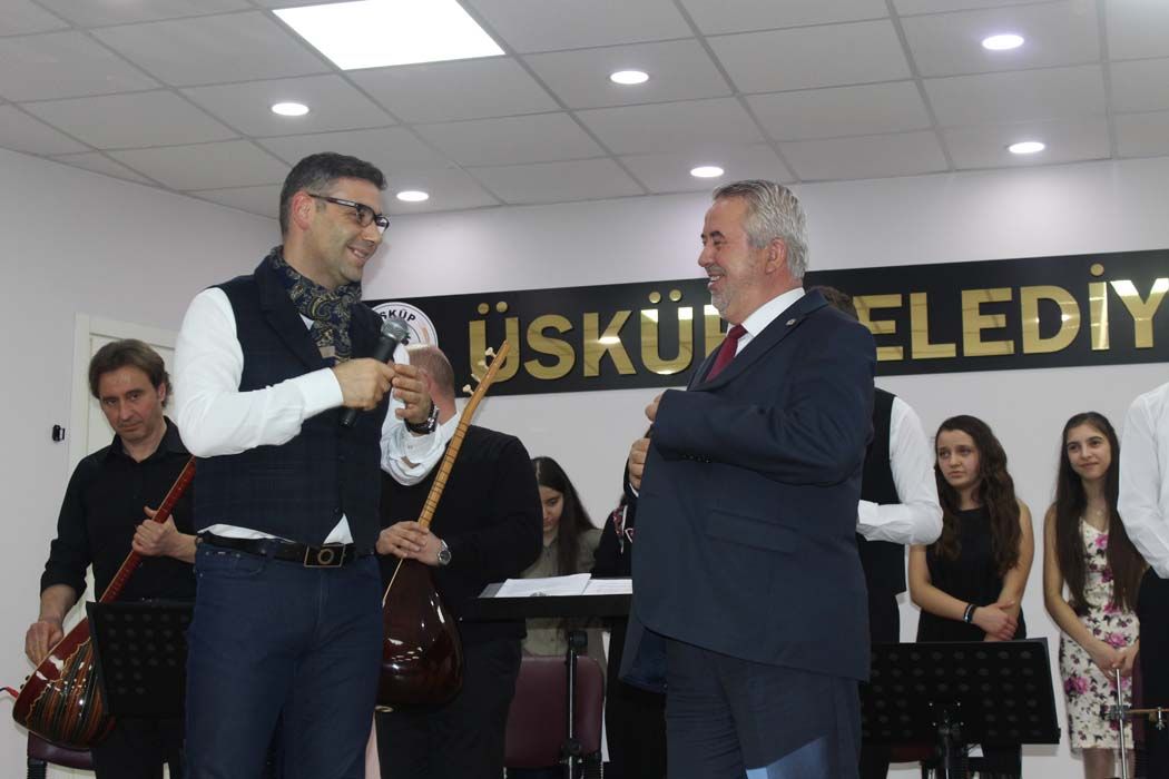 TÜRKÜLERLE TÜRKİYE SEVDAMIZ