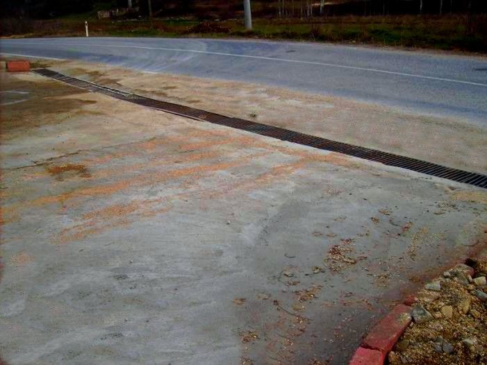 Kırklareli Caddesinde su mazgalı çalışması yapıldı