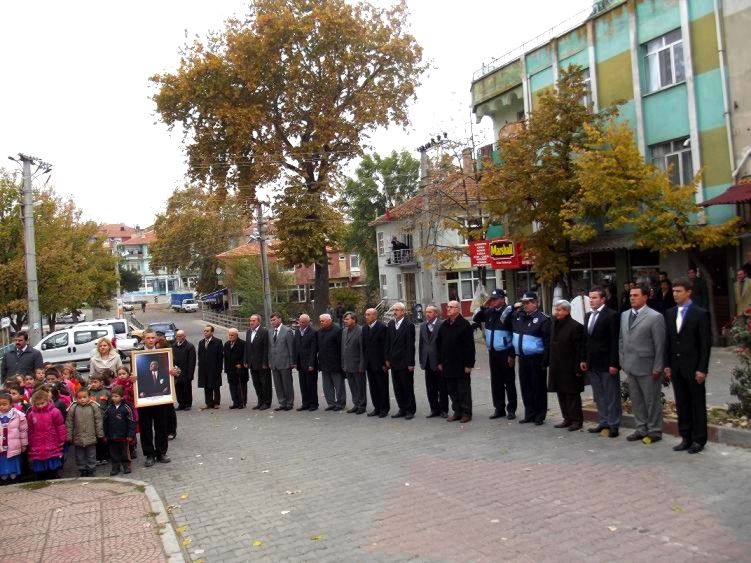73. Ölüm yıl dönümünde Üsküp Atamızı Saygıyla Andı