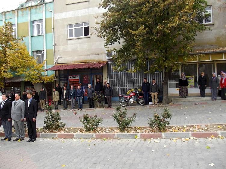 73. Ölüm yıl dönümünde Üsküp Atamızı Saygıyla Andı