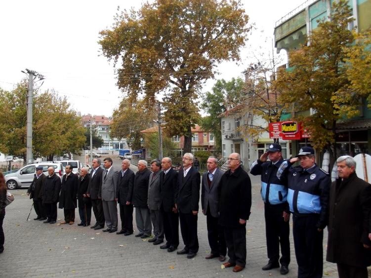 73. Ölüm yıl dönümünde Üsküp Atamızı Saygıyla Andı