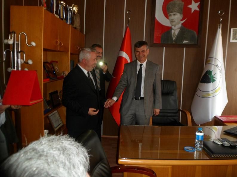 Belediyemizde devir teslim töreni