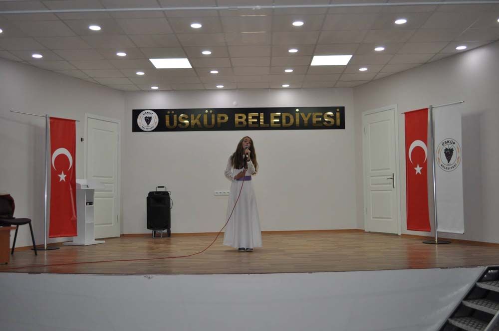 Üsküp Atatürk Ortaokulu'ndan Yıl Sonu Gecesi