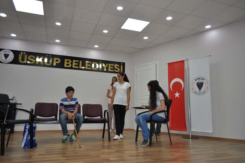 Üsküp Atatürk Ortaokulu'ndan Yıl Sonu Gecesi