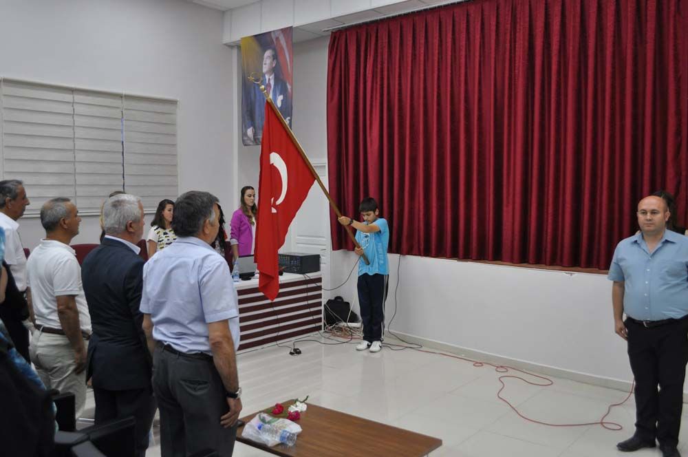 Üsküp Atatürk Ortaokulu'ndan Yıl Sonu Gecesi