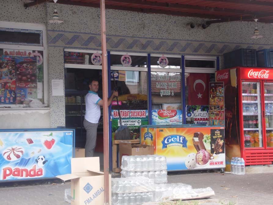 Üsküp'ü bayraklarla donatıyoruz