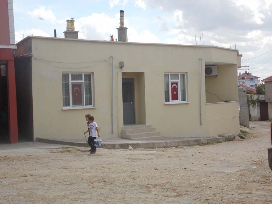 Üsküp'ü bayraklarla donatıyoruz