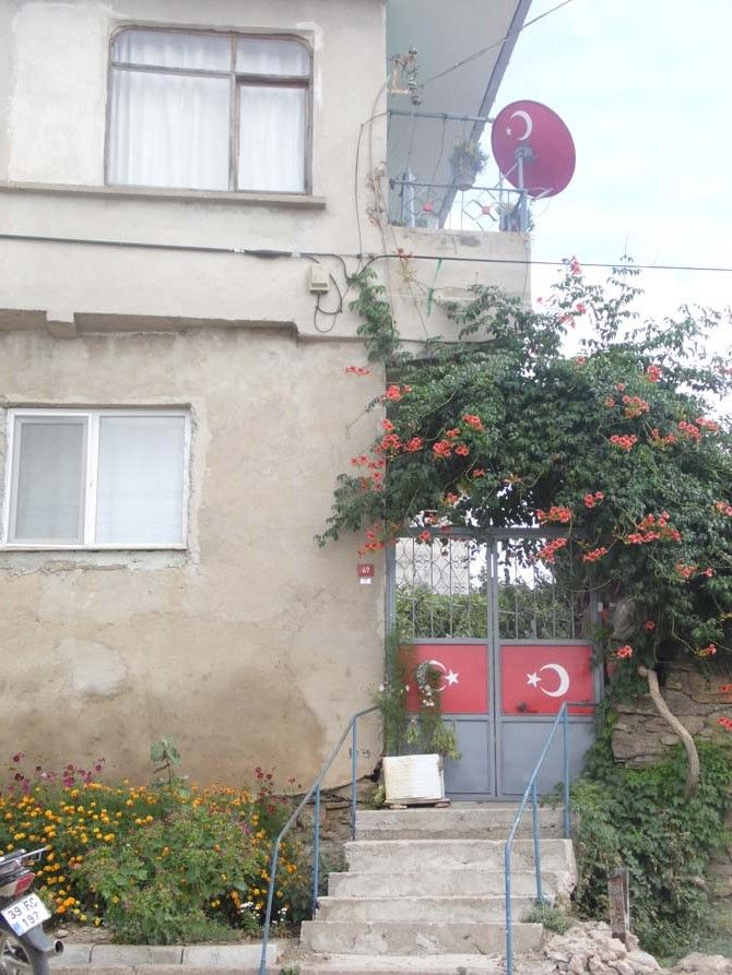 Üsküp'ü bayraklarla donatıyoruz