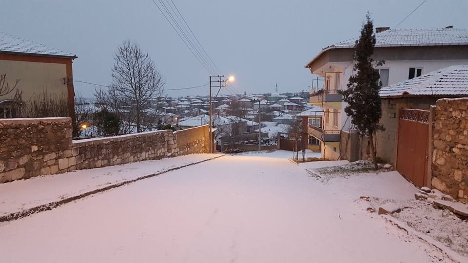 Üsküp'te kar yağışı etkili oldu