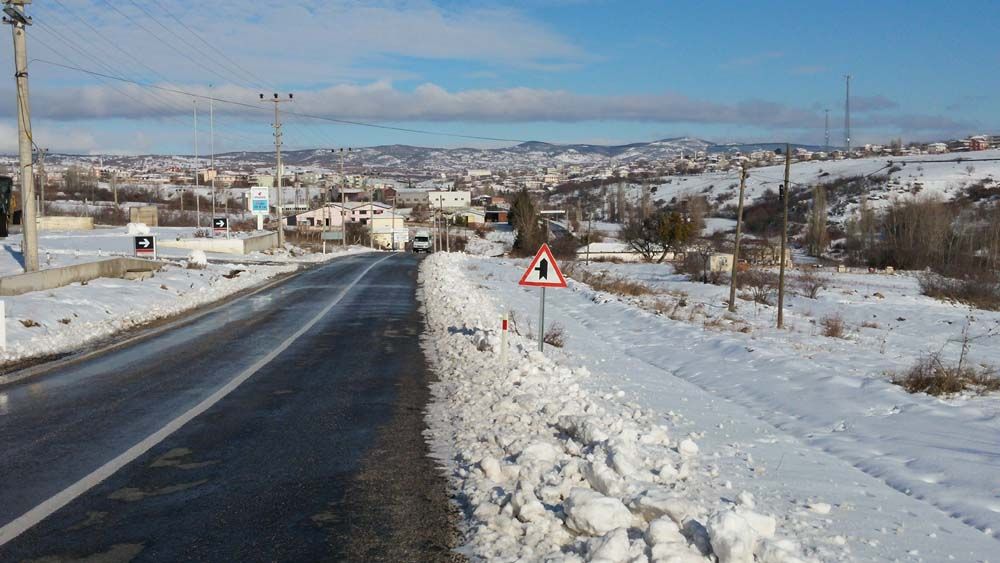 Üsküp'te kar yağışı etkili oldu