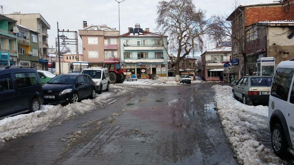 Üsküp'te kar yağışı etkili oldu