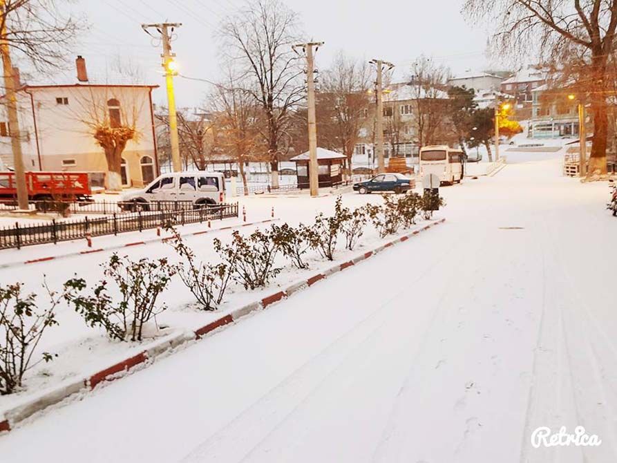 Üsküp'te kar yağışı etkili oldu