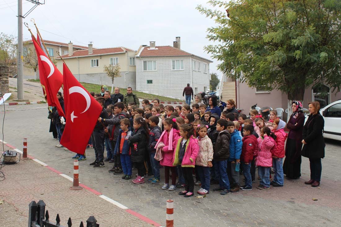 Cumhuriyet Bayramı çelenk sunma töreni
