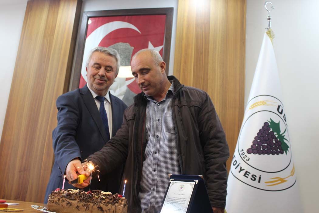 Nihat ÖZBEY' in Emekliye Ayrılması