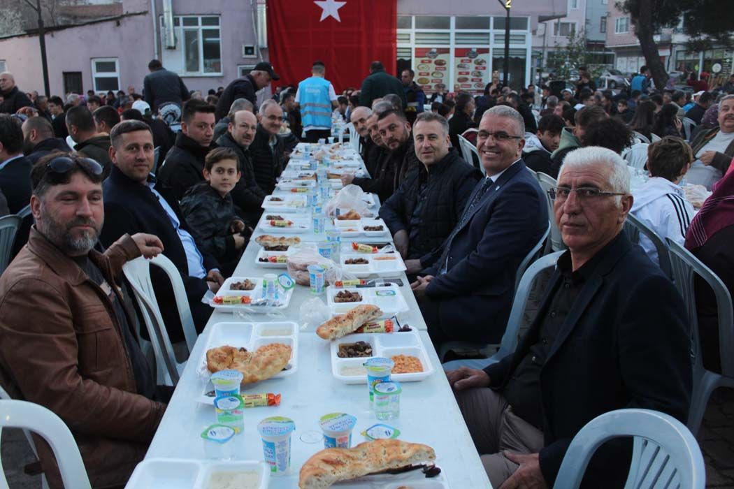 İftar Yemeği (2022)