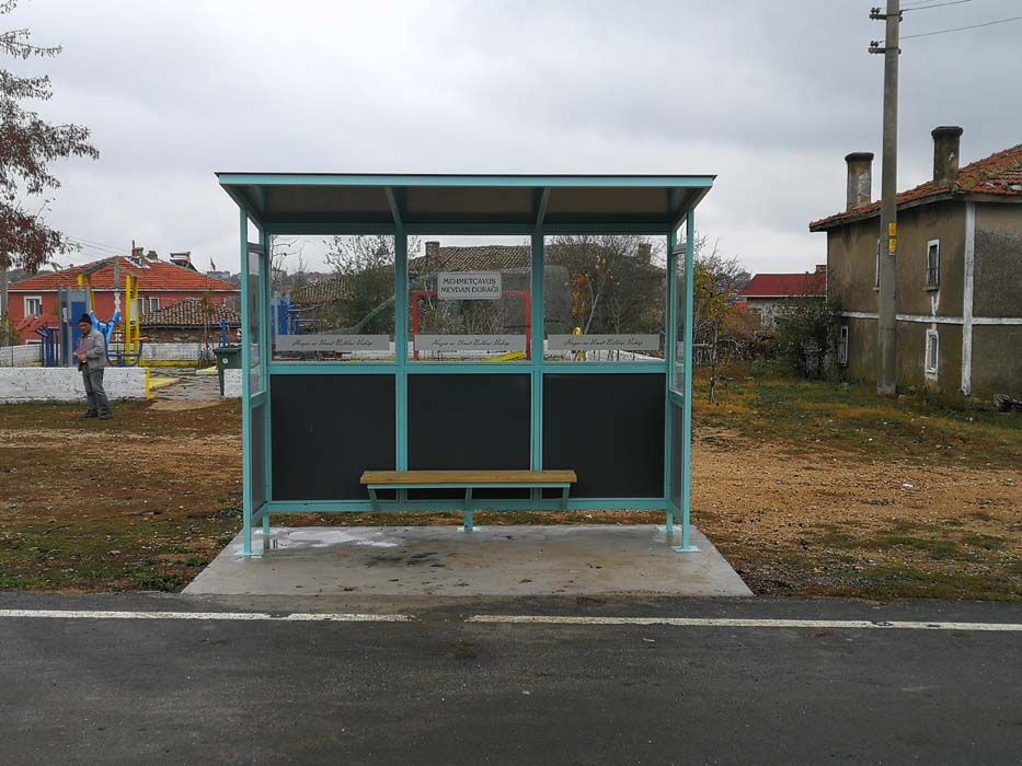 Otobüs Bekleme Durakları Yenilendi