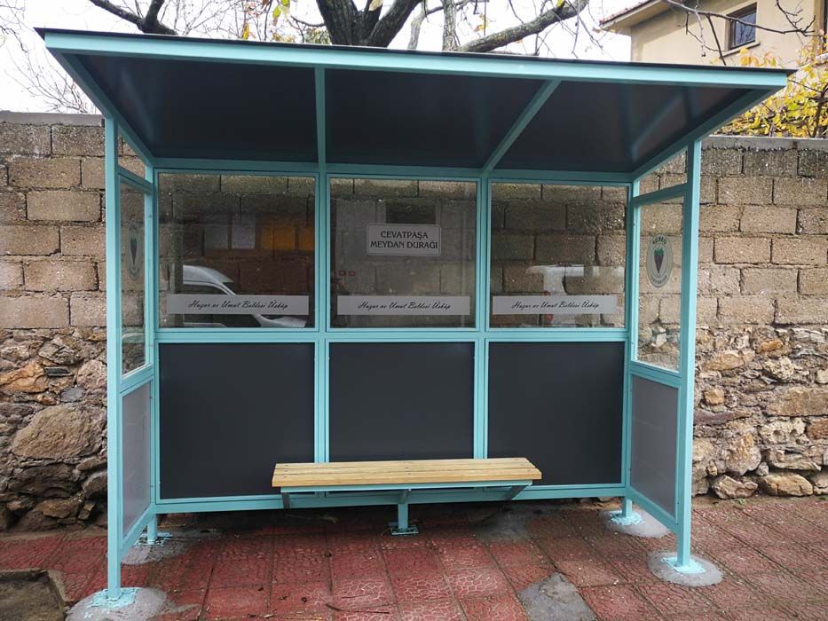 Otobüs Bekleme Durakları Yenilendi